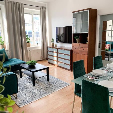 Cozy Downtown City Living Bratislava Exterior photo