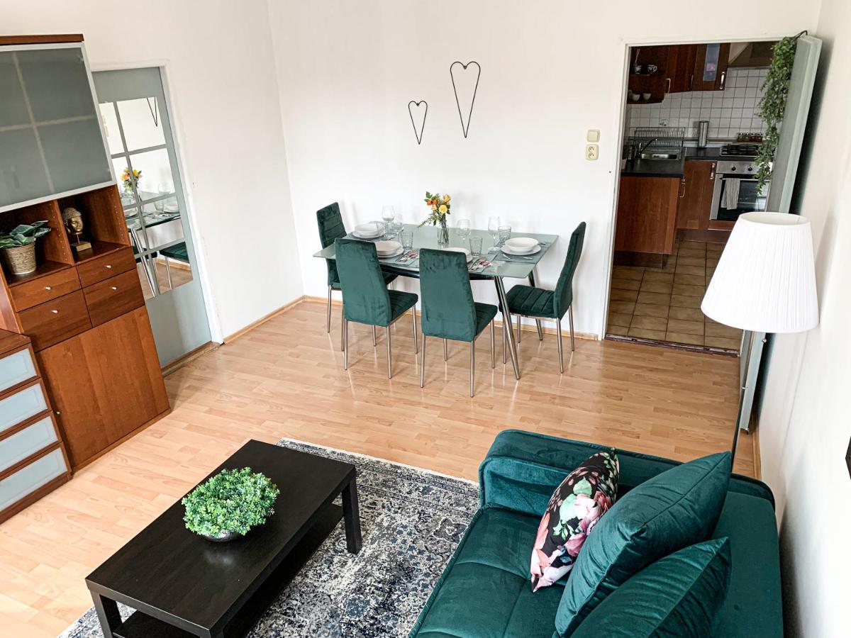 Cozy Downtown City Living Bratislava Exterior photo